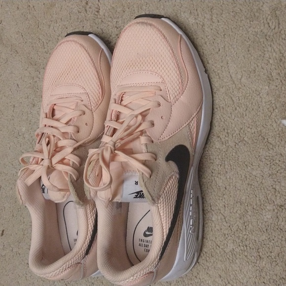 Nike sneakers - Picture 4 of 4